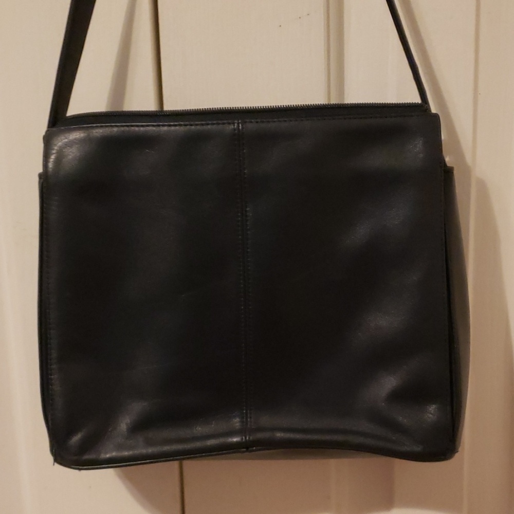 purse - Picture 3 of 6
